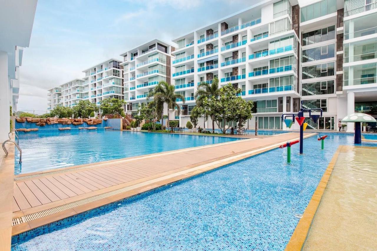 Cozy Condo With Pool View Near Hua Hin Beach Exterior photo