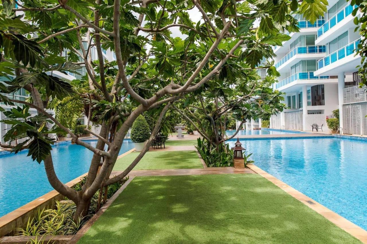 Cozy Condo With Pool View Near Hua Hin Beach Exterior photo